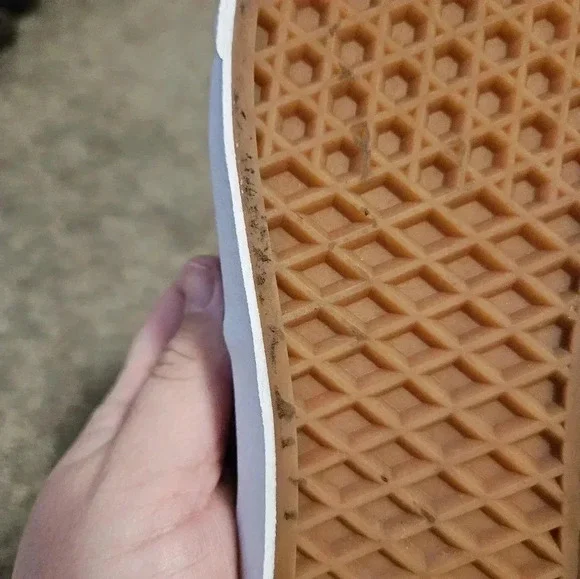 Vans X Disney Mickey Mouse Authentic Sneakers Limited Edition 7 - Picture 13 of 16